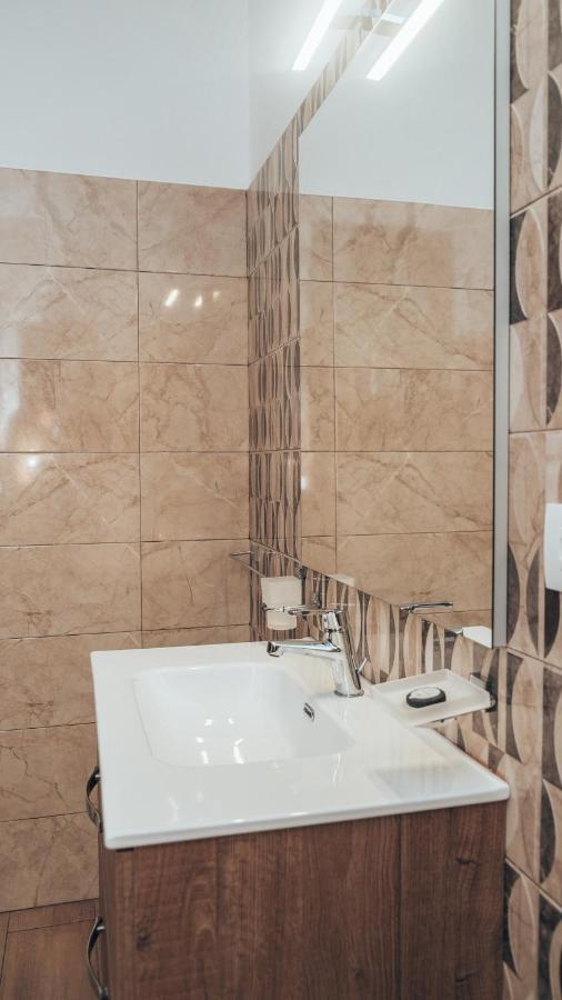 Guesthouse Aschenez Reggio di Calabria Buitenkant foto