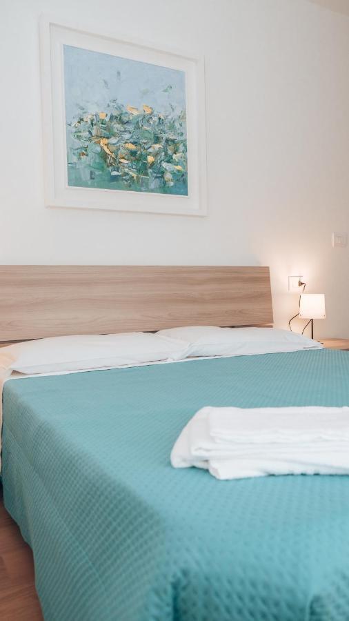 Guesthouse Aschenez Reggio di Calabria Buitenkant foto