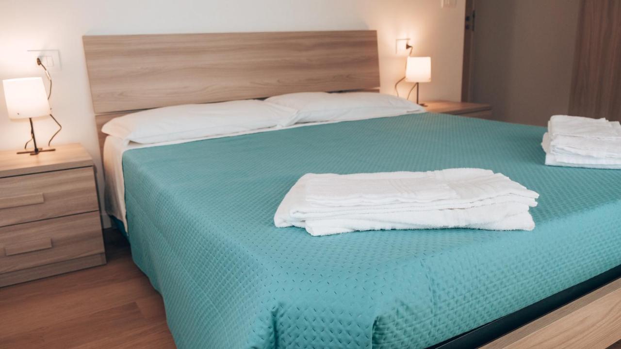 Guesthouse Aschenez Reggio di Calabria Buitenkant foto