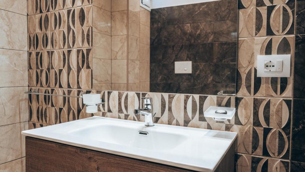 Guesthouse Aschenez Reggio di Calabria Buitenkant foto
